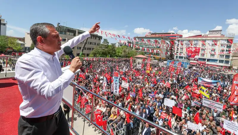 Özgür Özel'den Çarpıcı Açıklama: Örgütün Silah Bırakma Çağrısına Tam Destek