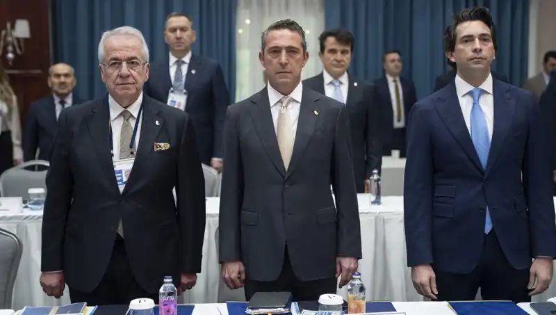 Fenerbahçe'de Bu Sezon Rekor İmza Sayısı: Futbolculardan Büyük Katkı