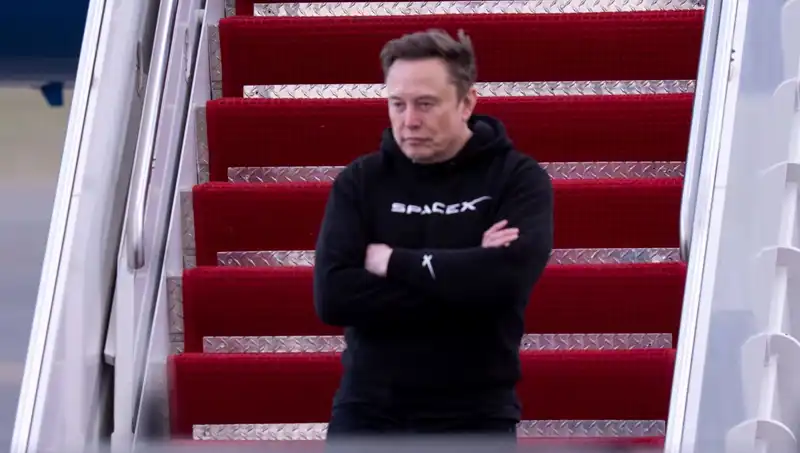 Musk’ın Avukatından Şaşırtan Açıklama: “Bilgisayar Kullanmıyor” İddiası