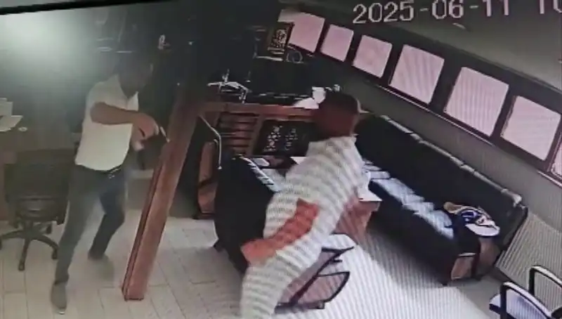 Alacak Verecek Meselesi: Kalfa, İş İnsanını Öldürdü, Şok Eden Olay!