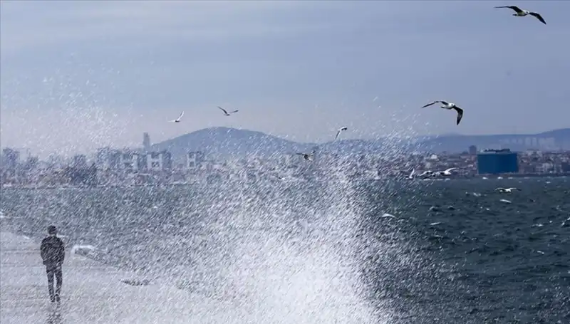 Marmara ve Ege’de Kuvvetli Rüzgar Tehlikesi! Önlemlerinizi Alın!