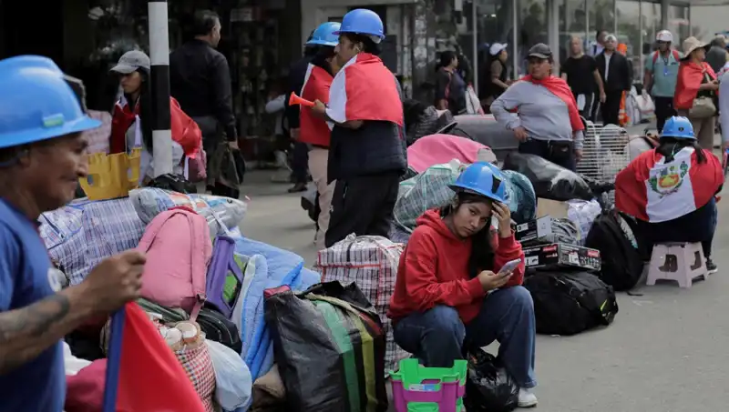 Peru'da Madencilerin Sokak Eylemi: Gelecekleri İçin Mücadele Ediyorlar!