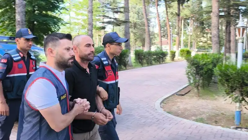 140 Kez Hırsızlık Yapan Çetenin Sırrı Ortaya Çıktı: 1 Şüpheli Tutuklandı