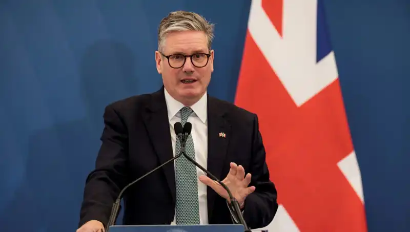İngiltere'de Hükümet Yenilikleri: Starmer, David Lammy'yi Yardımcı Başbakan Olarak Atadı