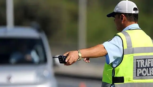 Ehliyetsiz Drift Atan Sürücüye Rekor Ceza: 65 Bin Lira!