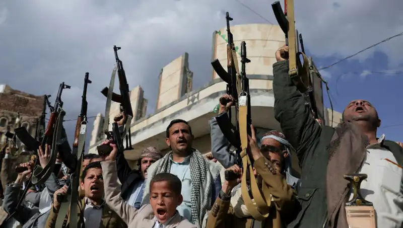 Husiler, Yemen’de Kara Harekatı İçin Hazırlıklara Mi Başladı?
