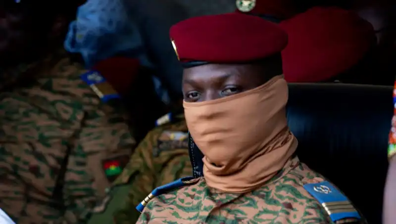 Burkina Faso'da Askeri Yönetim Darbe Girişimini Engellediklerini Açıkladı!