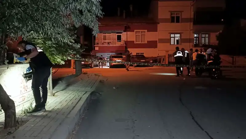 Karaman'da Korkunç Olay! Kız Arkadaşına Saldırdı
