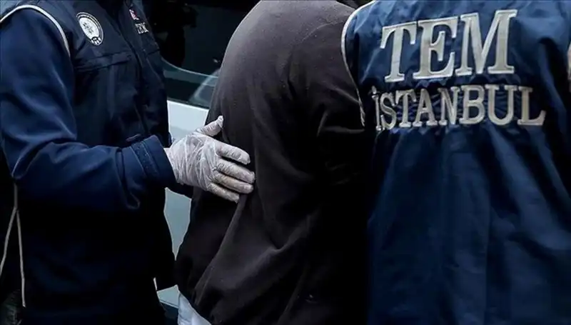 İstanbul'da DHKP-C Operasyonu: Eski Başkan Şükrü Genç ve 34 Kişi Gözaltında