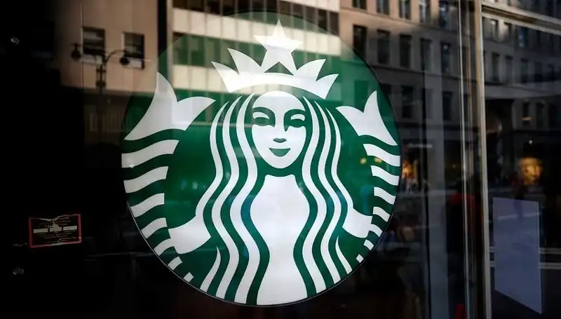 Starbucks’ın Küresel Satışında Beklenmedik Düşüş: Nedenleri ve Etkileri