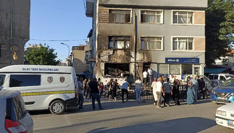 Tüp Bayisinde Meydana Gelen Patlama Can Aldı: Ölü Sayısı İkiye Yükseldi!