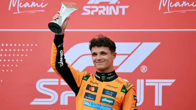 Lando Norris, Formula 1 Tarihinde Yeni Şampiyon Olmayı Başardı