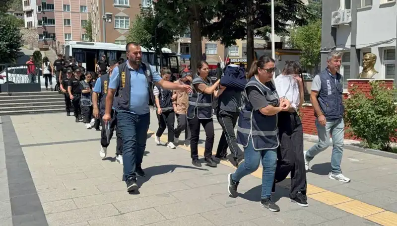 Türkiye'de Yasa Dışı Bahis Operasyonunda 21 Kişi Tutuklandı