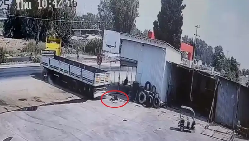16 Yaşındaki Çocuk İşçinin Trajik Ölümü, Tamirhanede TIR Faciası!