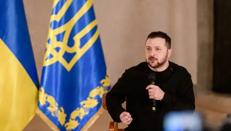 Zelenski Moskova'ya Barış Çağrısı Yaptı, Kiev'i Vuran Bombaların Ardından