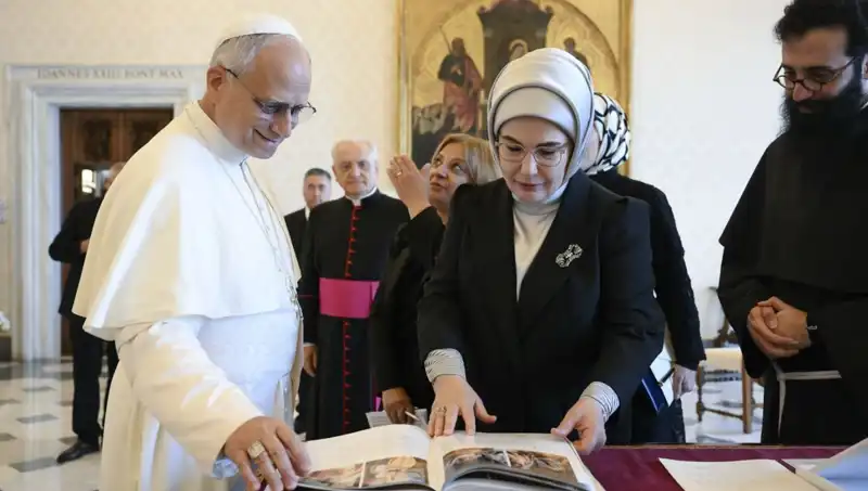 Emine Erdoğan ve Papa Leo: Gazze Üzerine Tarihi Görüşme