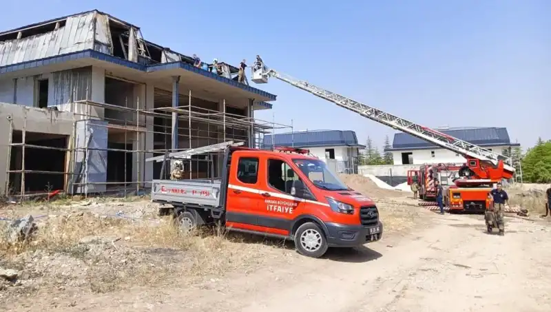 Gölbaşı’ndaki Lüks Villalarda Korkutan Yangın: Olayın Ayrıntıları Ortaya Çıktı