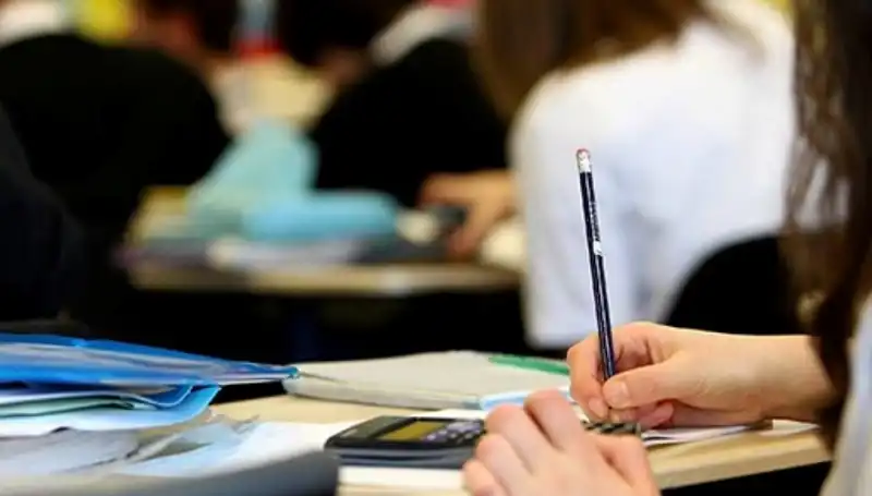 Üniversite Kontenjanlarında Düşüş: Eğitim Dünyasında Neler Oluyor?
