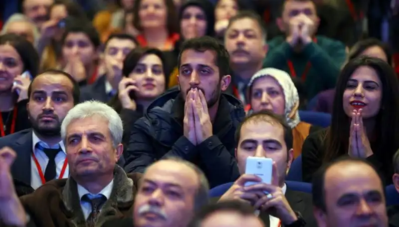2025’te 15 Bin Sözleşmeli Öğretmen Ataması Sınav Tarihleri Açıklandı!