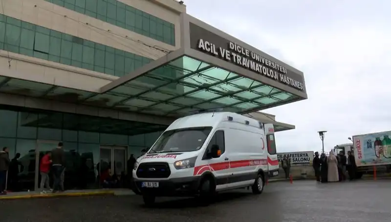 Silahlı Saldırı: Kuzenini Vuran Şahıs Bir Kişiyi Öldürdü, Diğerini Ağır Yaraladı