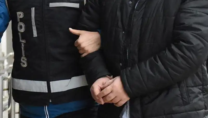 Edirne'de İki FETÖ Şüphelisi Operasyonu: Gözaltına Alındılar