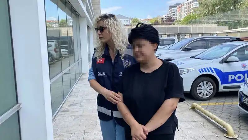 Genç Adam Annesini 11 Yerinden Bıçakladı: Aile Dramı Ortaya Çıktı